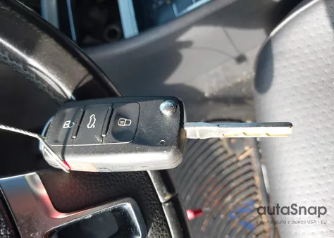 2013 Volkswagen Passat 2.5L Se from USA, damaged, VIN 1VWBP7A33DC053900